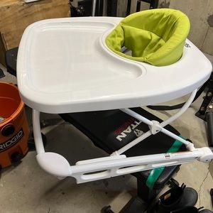Joovy Walker (green)